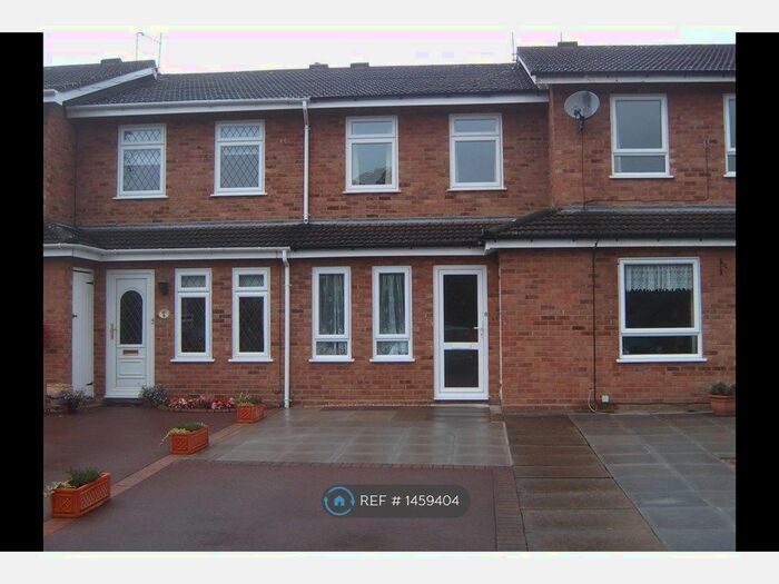 2 Bedroom Terraced House To Rent In Westbourne Close, Bromsgrove, B61