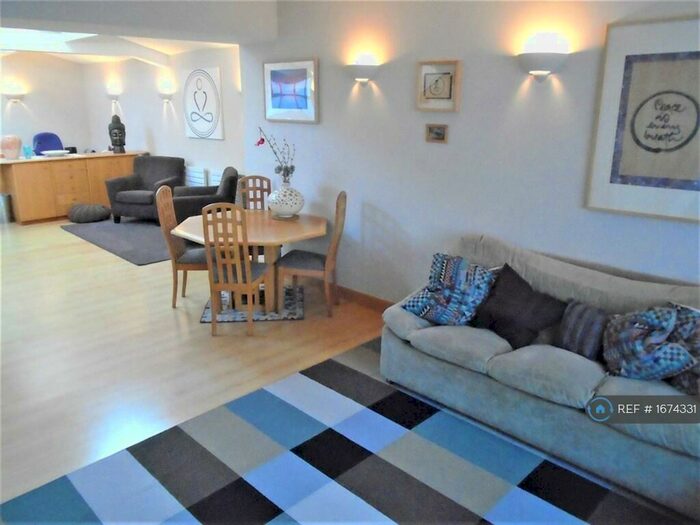 2 Bedroom Terraced House To Rent In North Clifton Street, Lytham St. Annes, FY8