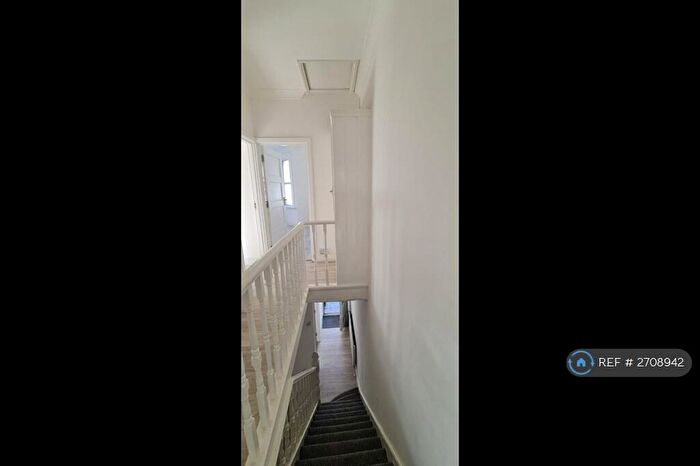3 Bedroom Terraced House To Rent In Hathaway Road, Croydon, CR0