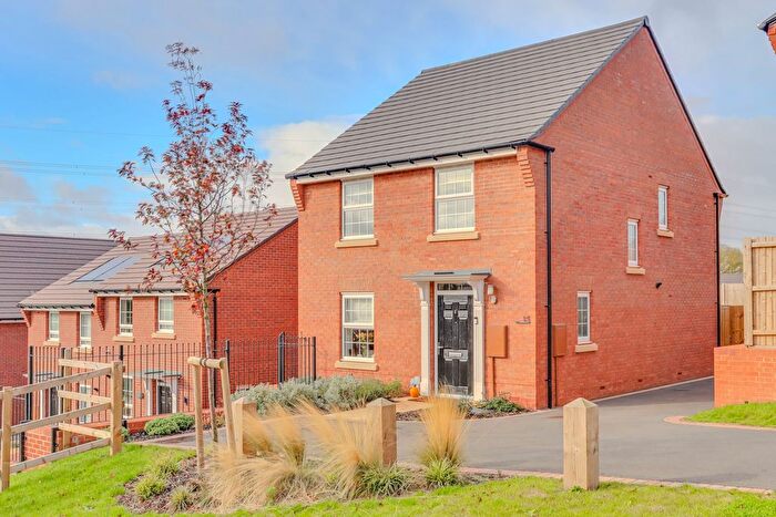 4 Bedroom Detached House For Sale In Glenmore Road, Lubbesthorpe, LE19