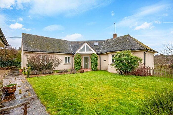 3 Bedroom Detached House For Sale In Crawborough, Charlbury, OX7