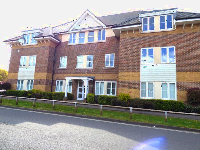 1 Bedroom Flat To Rent In Church Road, Great Bookham, Bookham, Leatherhead, KT23