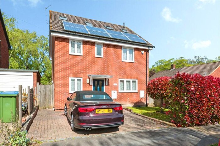 4 Bedroom Detached House For Sale In Tytherley Road, Southampton, Hampshire, SO18
