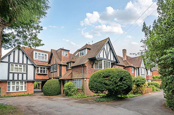 4 Bedroom Flat For Sale In Chesham Road, Amersham, HP6