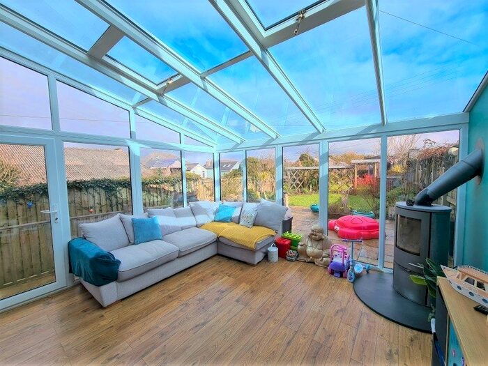 4 Bedroom Semidetached House For Sale In Barncoose Lane, Illogan