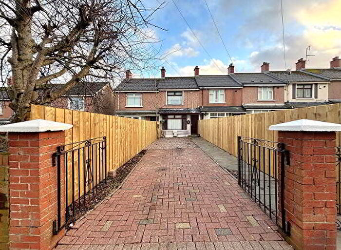 2 Bedroom Mid Terraced House For Sale In Northwick Drive, Belfast, BT14