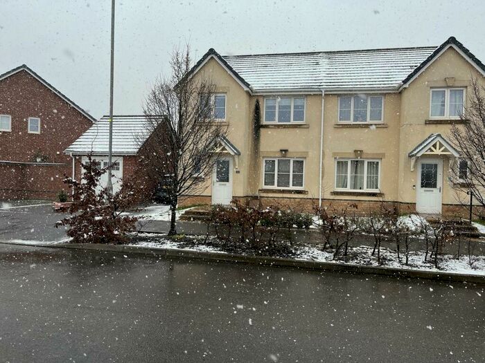 3 Bedroom House To Rent In Monmouth Castle Drive, Mon Bank, Newport, NP20