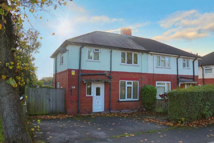 3 Bedroom Semi-Detached House To Rent In Broadgate Crescent, Horsforth, Leeds, West Yorkshire, LS18