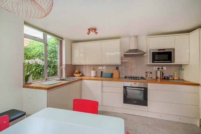 3 Bedroom Terraced House For Sale In Wood Close, Windsor, SL4