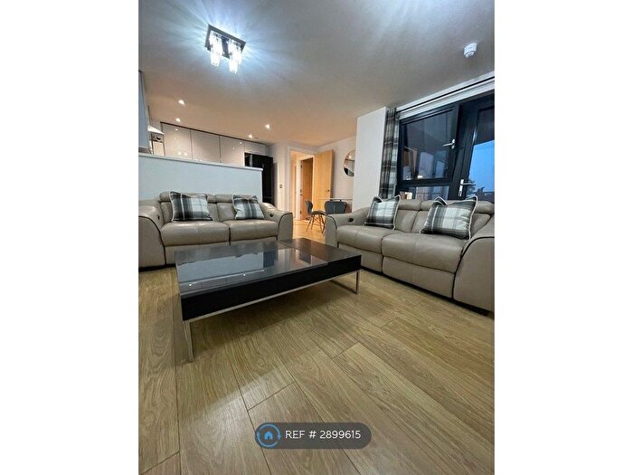 2 Bedroom Flat To Rent In Forest Lane, London, E15