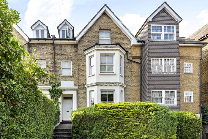 2 Bedroom Apartment To Rent In Surbiton Hill Park, Surbiton, KT5