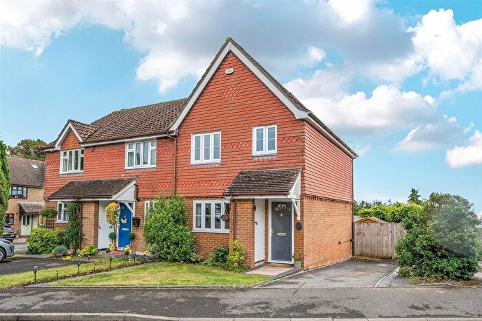 3 Bedroom Terraced House For Sale In Westfields, Pluckley, Ashford, TN27