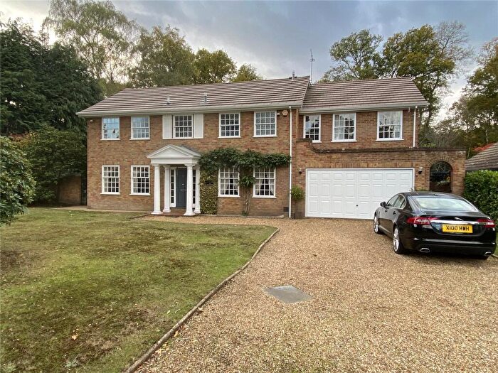 5 Bedroom Detached House For Sale In Ince Road, Burwood Park, KT12