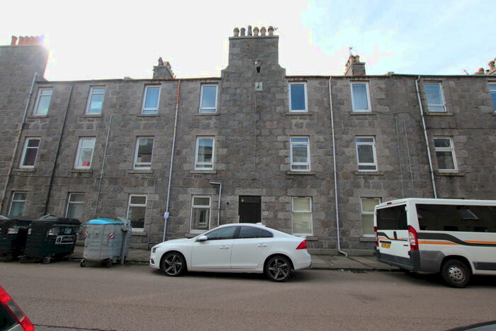 3 Bedroom Flat To Rent In Urquart Road, Aberdeen, AB24