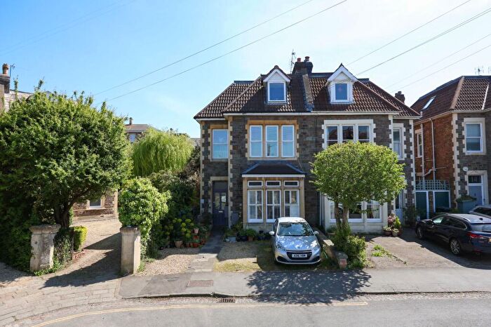 2 Bedroom Flat For Sale In Surrey Road, Bristol, BS7