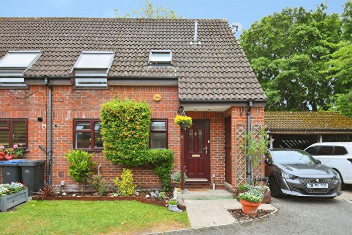3 Bedroom Semi-Detached House For Sale In Wellesley, Harlow, CM19