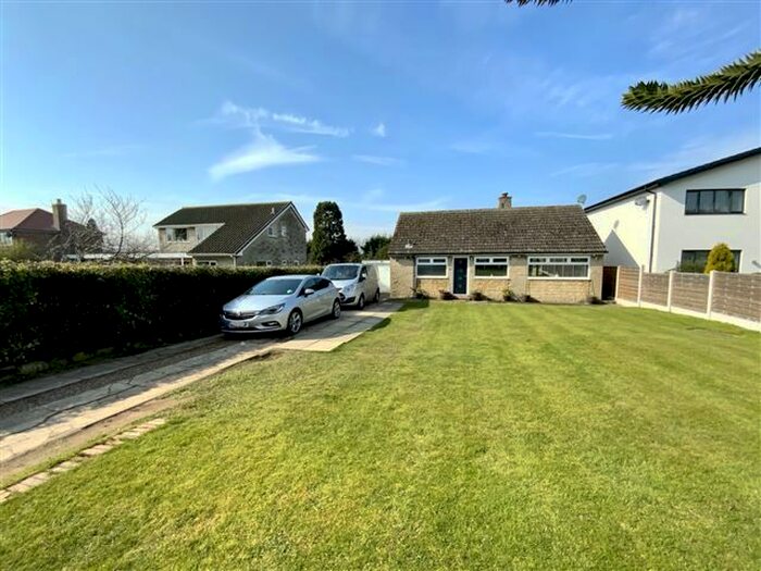 2 Bedroom Bungalow For Sale In Walseker Lane, Harthill, Sheffield, S26