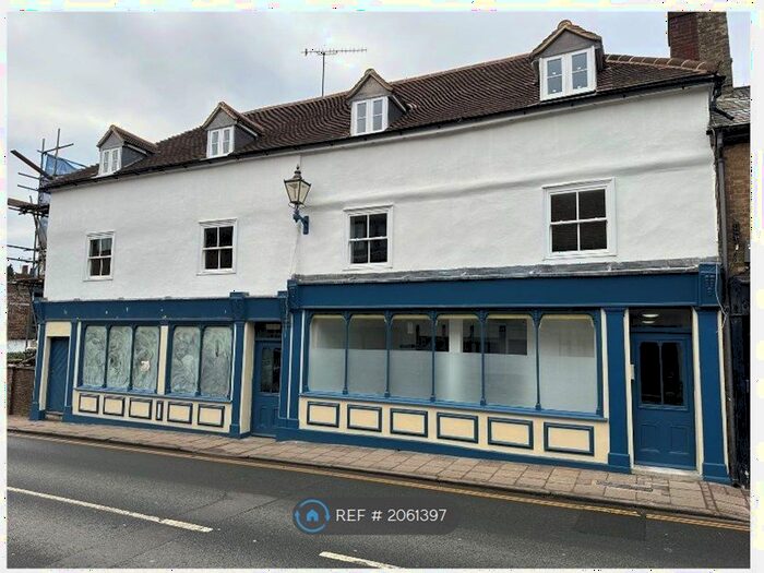 2 Bedroom Flat To Rent In High Street, Sevenoaks, TN13