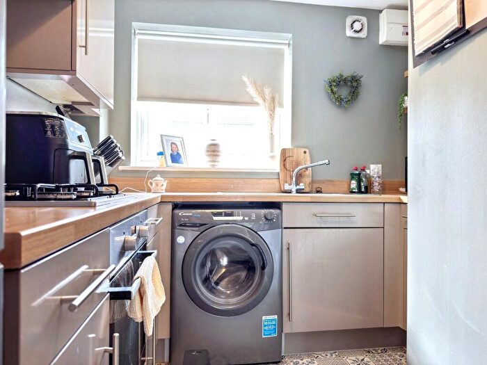 2 Bedroom End Of Terrace House For Sale In Buttercup Close, Shotton Colliery, Durham, Durham, DH6