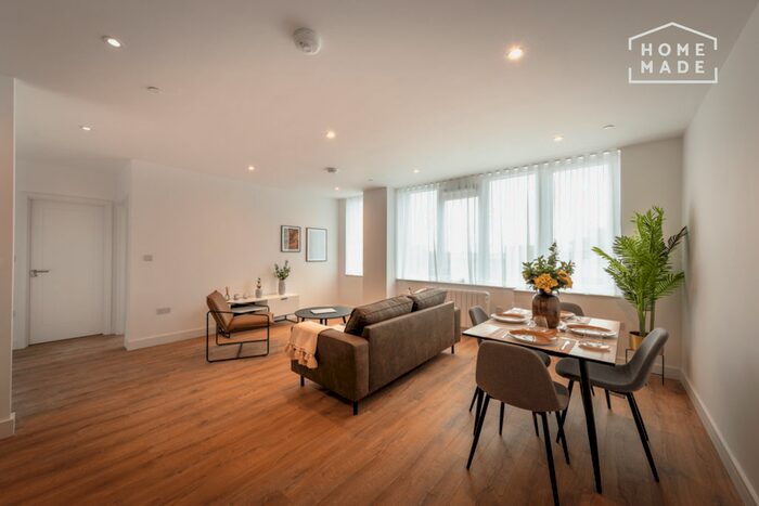 2 Bedroom Flat To Rent In Lampton Road, Hounslow TW3