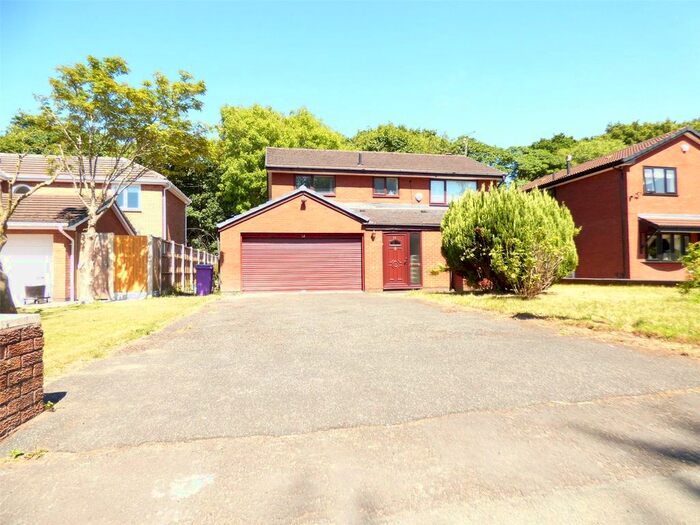 4 Bedroom Detached House For Sale In Coachmans Drive, Liverpool, L12