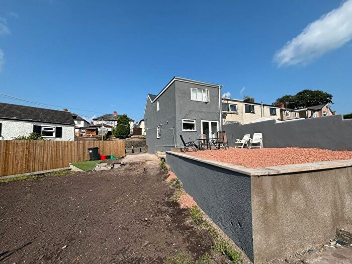 3 Bedroom End Of Terrace House For Sale In Maendu Street, Brecon, LD3