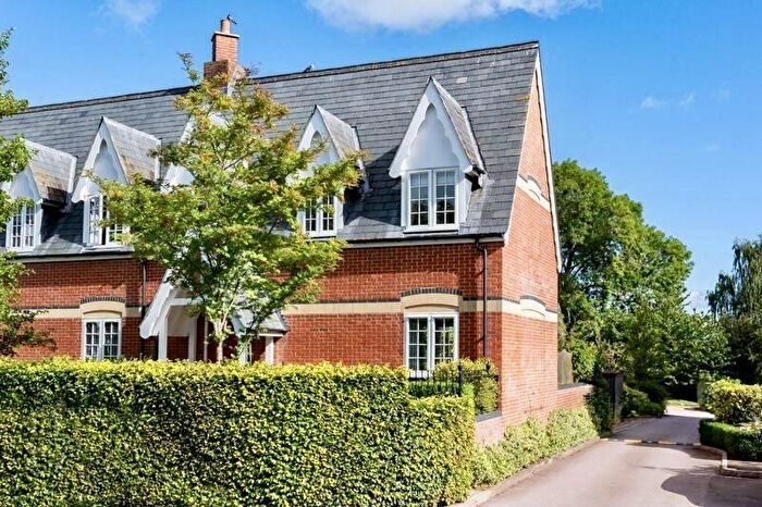 2 Bedroom Property For Sale In Frome Court, Bartestree, Hereford, HR1