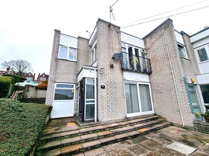 2 Bedroom Maisonette For Sale In Romilly Road, Barry, CF62