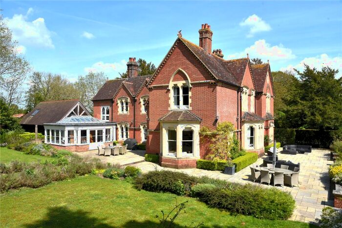 8 Bedroom Detached House For Sale In Kimpton, Andover, Hampshire, SP11
