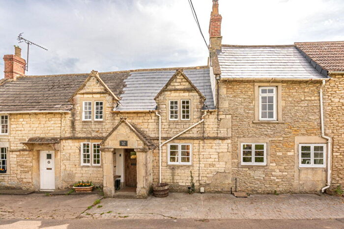 2 Bedroom Cottage For Sale In Slaughterford Road, Biddestone, SN14
