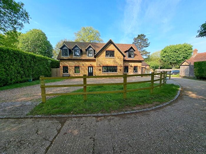 5 Bedroom Detached House For Sale In New Ground Road, Aldbury, Tring, HP23