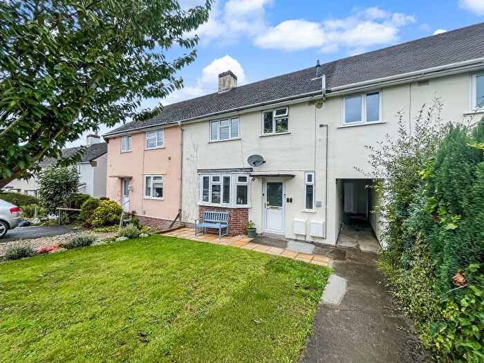 1 Bedroom Flat To Rent In Simmons Way, Okehampton, EX20