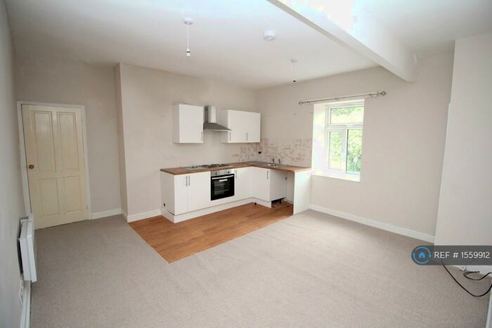 1 Bedroom Flat To Rent In Burnley Road, Mytholmroyd, Hebden Bridge, HX7