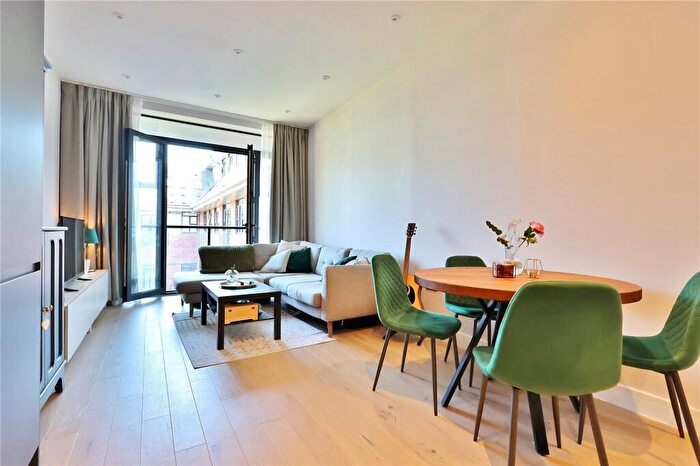 1 Bedroom Apartment For Sale In Albert Drive, Sheerwater, Woking, Surrey, GU21