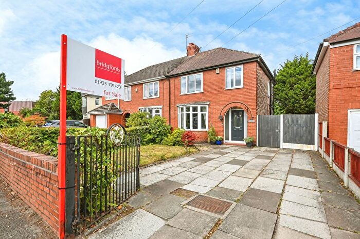 3 Bedroom Semi Detached House For Sale In St. Marys Road, Penketh, Warrington, Cheshire, WA5