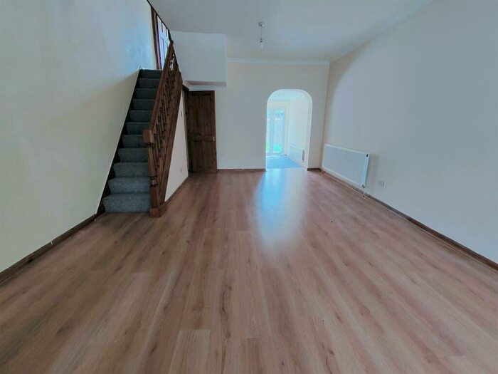 3 Bedroom House To Rent In Sheldon Road, London, N18