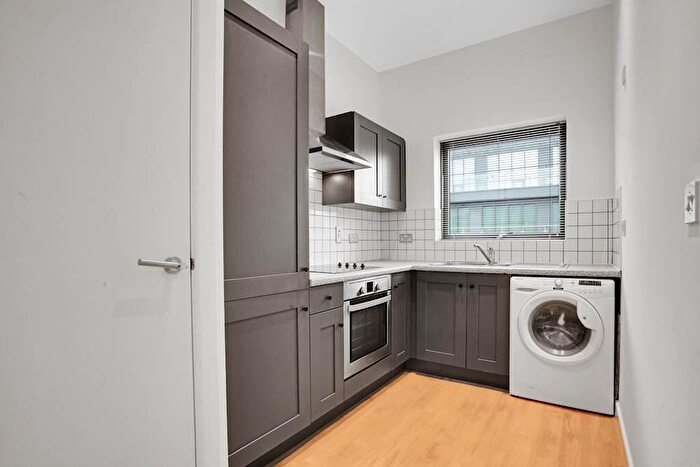 Studio To Rent In East Street, Leeds, West Yorkshire, LS9