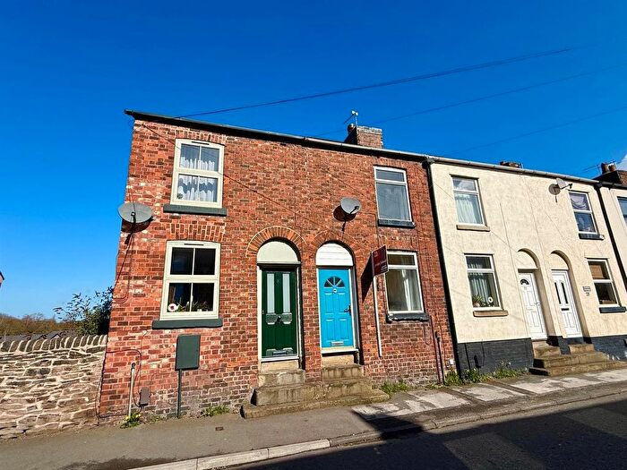 2 Bedroom Terraced House For Sale In Coare Street, Macclesfield, SK10