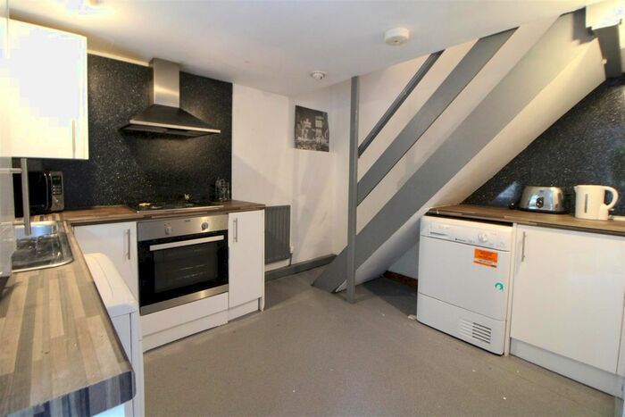 4 Bedroom Property To Rent In Aberdeen Road, Lancaster, LA1