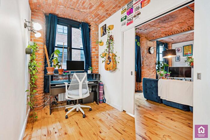 2 Bedroom Flat For Sale In Chorlton Mill, Manchester, Manchester City Centre, M1