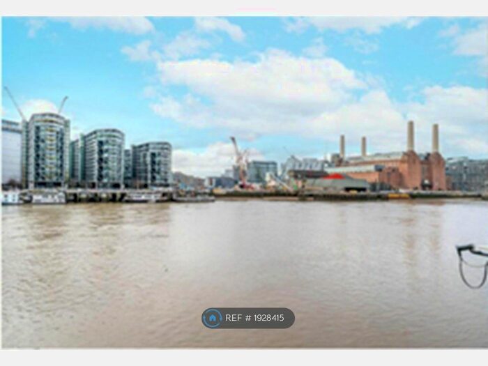 2 Bedroom Flat To Rent In Icon Apartments, London, SW1V