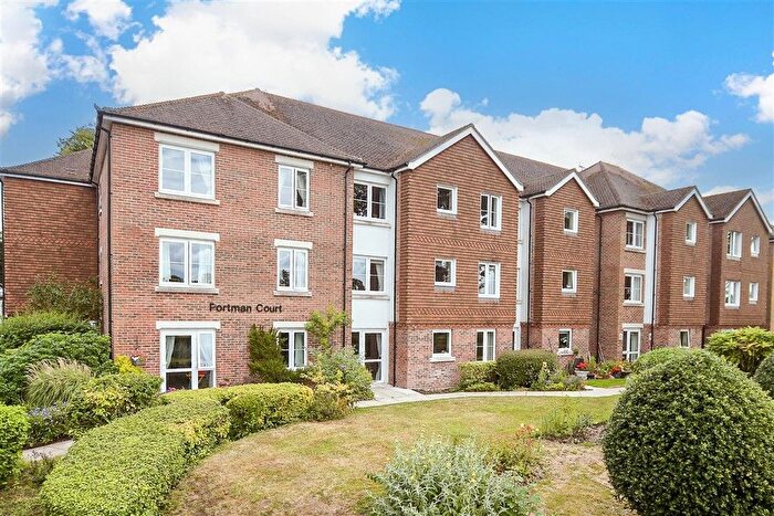 1 Bedroom Flat For Sale In Grange Road, Uckfield, East Sussex, TN22