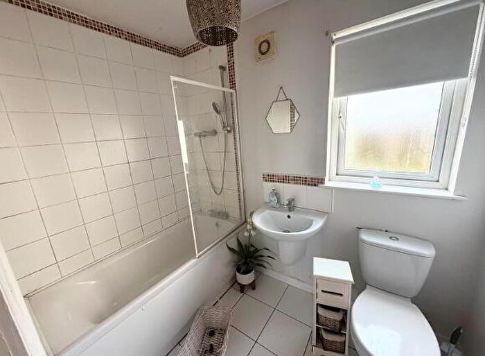 3 Bedroom Terrace House For Sale In C The Old Fort, Londonderry, BT47