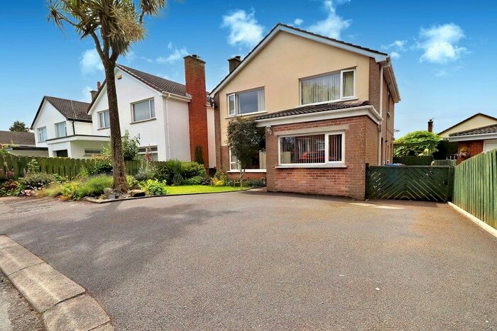 4 Bedroom Detached House For Sale In Hollymount Park, Newtownards, County Down, BT23