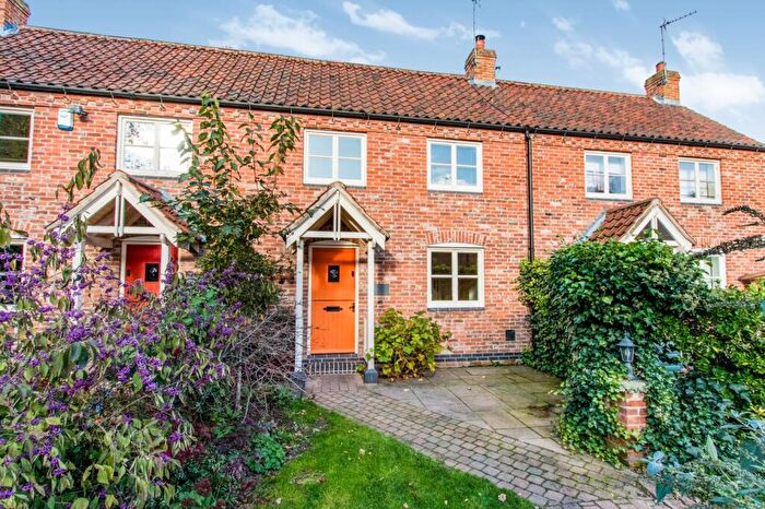 2 Bedroom Cottage To Rent In Church View, Oxton, NG25