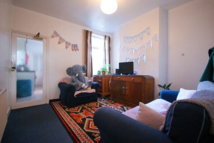 3 Bedroom Terraced House To Rent In Hubert Road, Selly Oak, Birmingham, B29