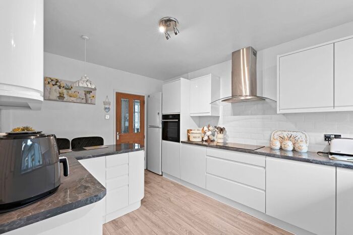 2 Bedroom Bungalow For Sale In Drummond Drive, Nuthall, Nottingham, Nottinghamshire, NG16