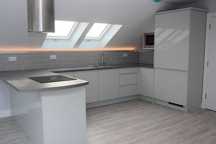 3 Bedroom Bungalow To Rent In Crows Nest, Ocean View, Marine Place, Seaton, Devon, EX12