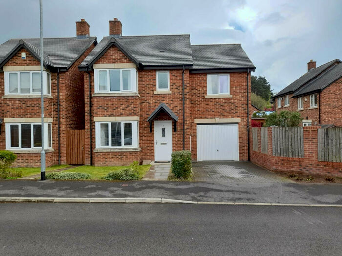 4 Bedroom Detached House To Rent In Tesla Lane, Leeds, LS20