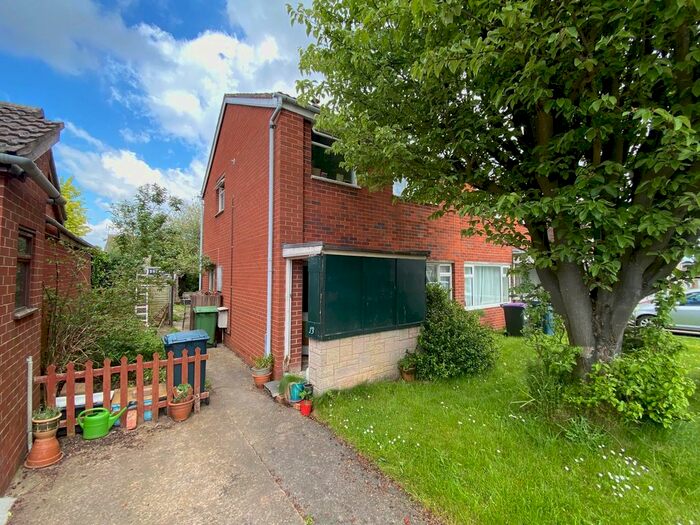 3 Bedroom Semi-Detached House For Sale In Burnell Close, Bayston Hill, Shrewsbury, SY3